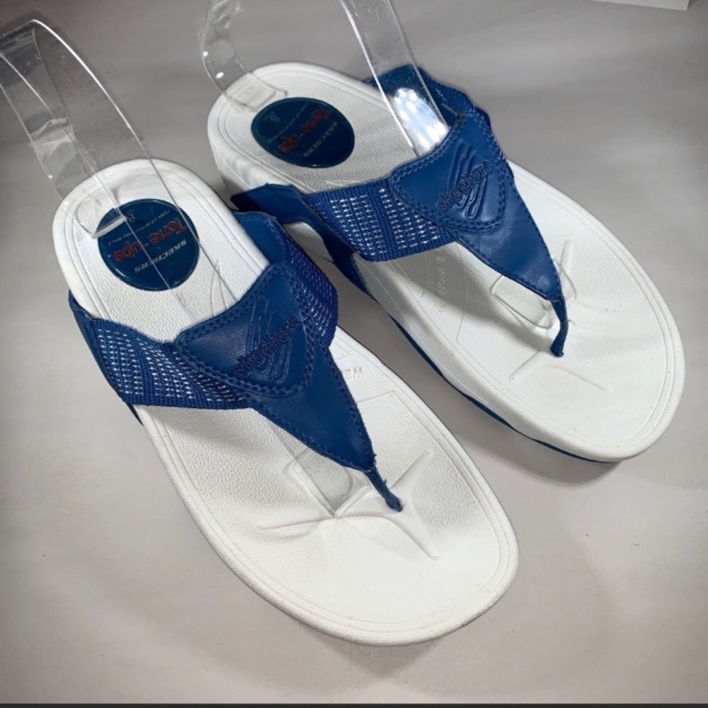 Skechers Tone-Ups Flip Flops Size 8
